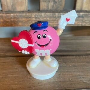 M&M'S Pink Figurine with Heart and Letter